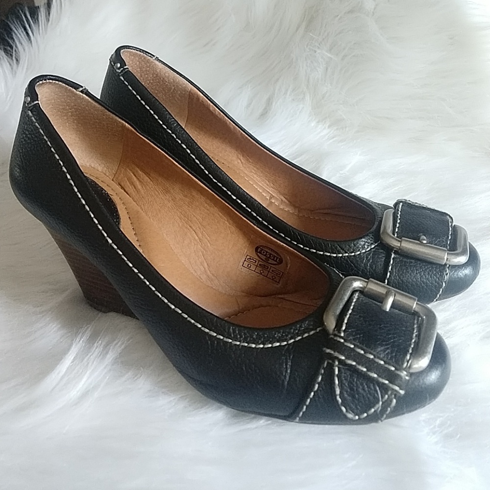 Fossil leather wedges sz 9.5